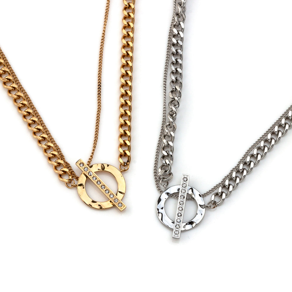 colar em aço inoxidável em dourado ou prateado