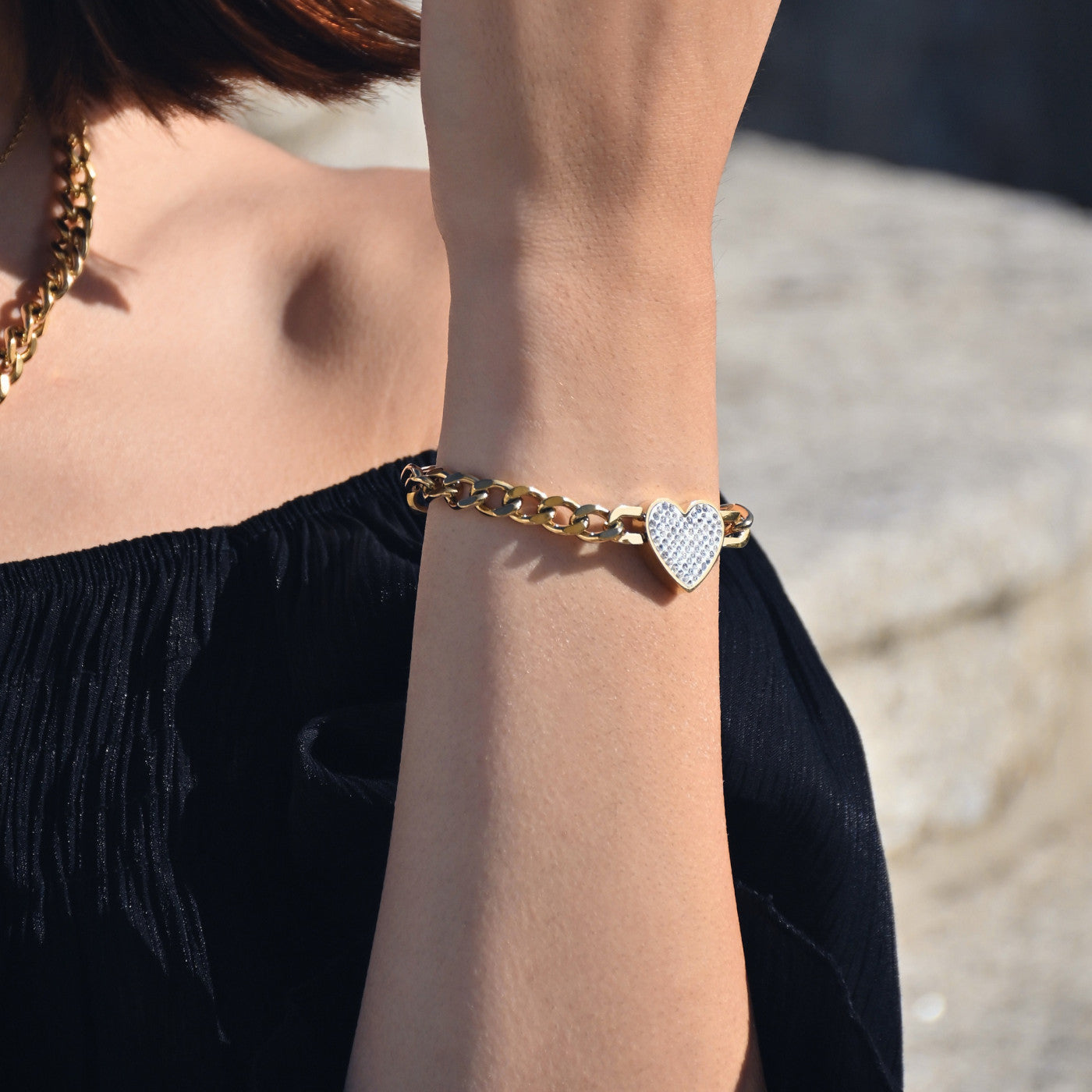 pulseira em aço inoxidável em dourado ou prateado