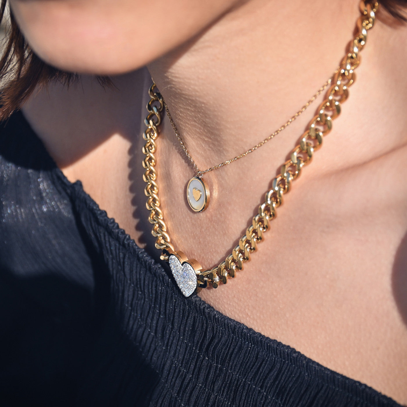 colar em aço inoxidável em dourado ou prateado